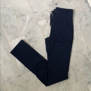 Navy lululemon leggings